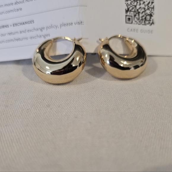 Mejuri Sculptural Hoops gold - Picture 7 of 7